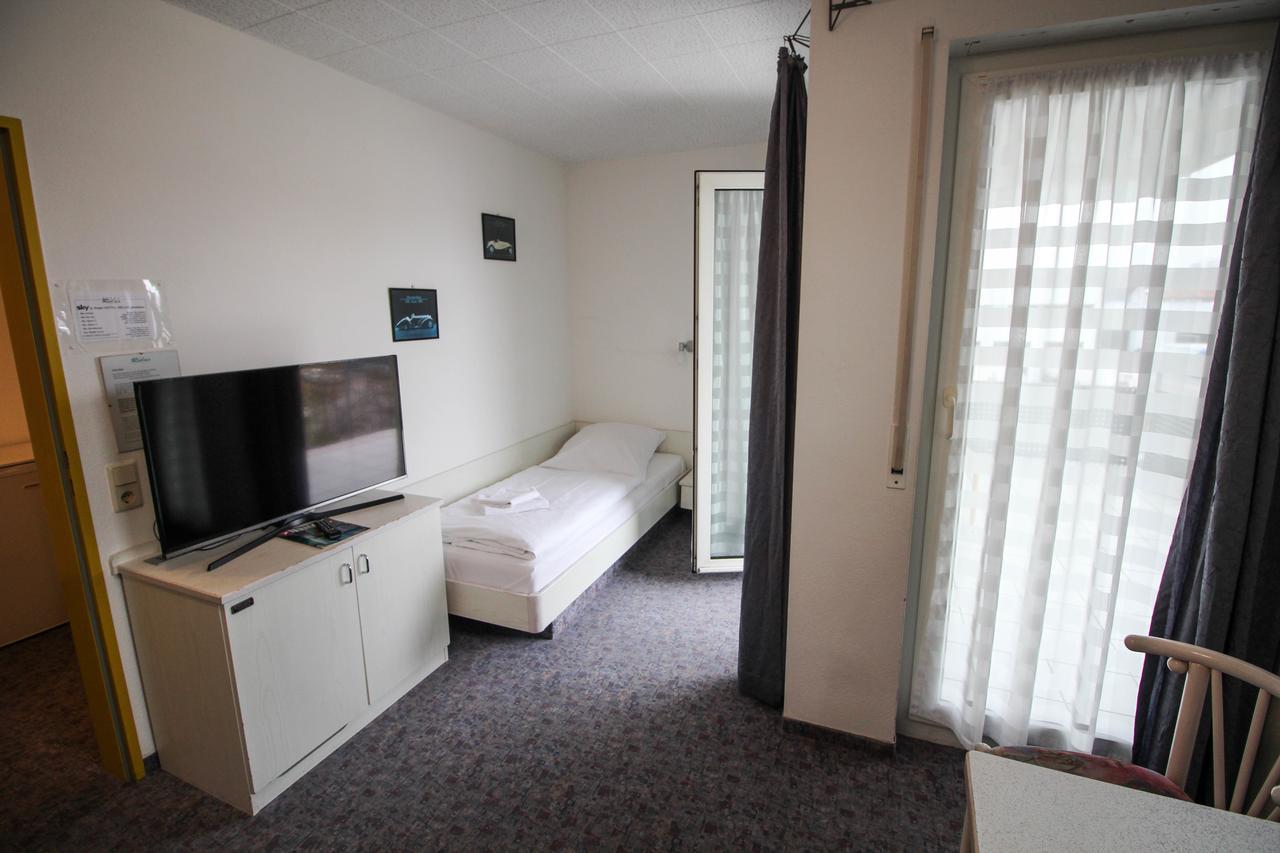 Hotel Relax Singen Exterior foto