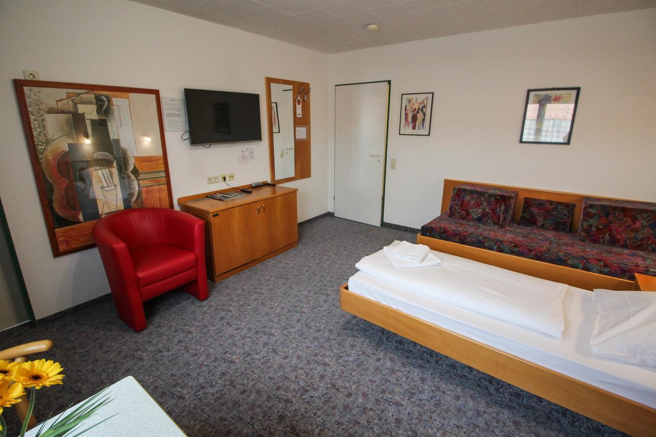 Hotel Relax Singen Exterior foto