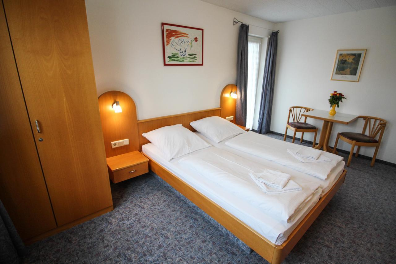 Hotel Relax Singen Exterior foto